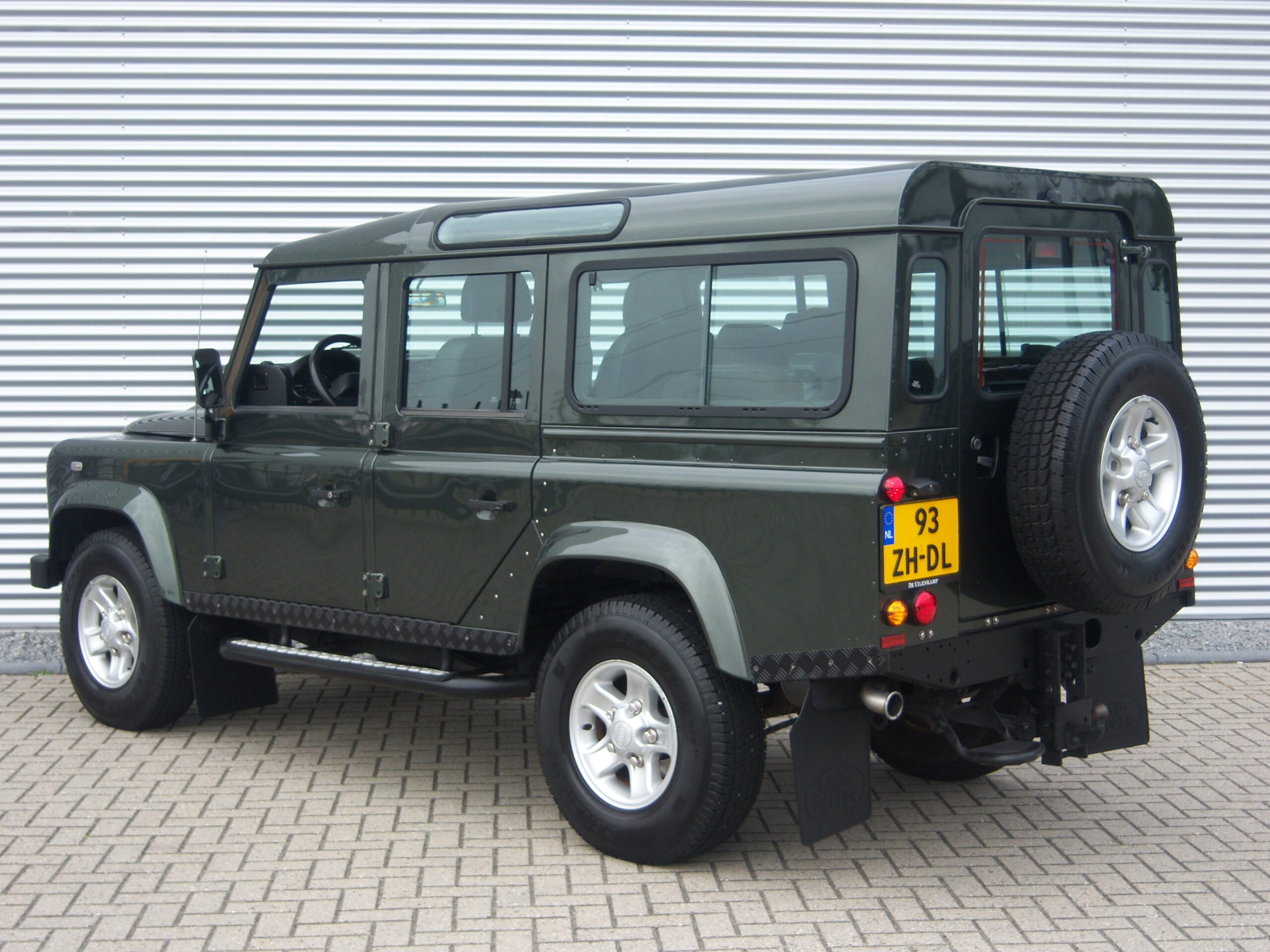 Land Rover Defender 110 2.4 TD Station Wagon X-Tech 7- seater