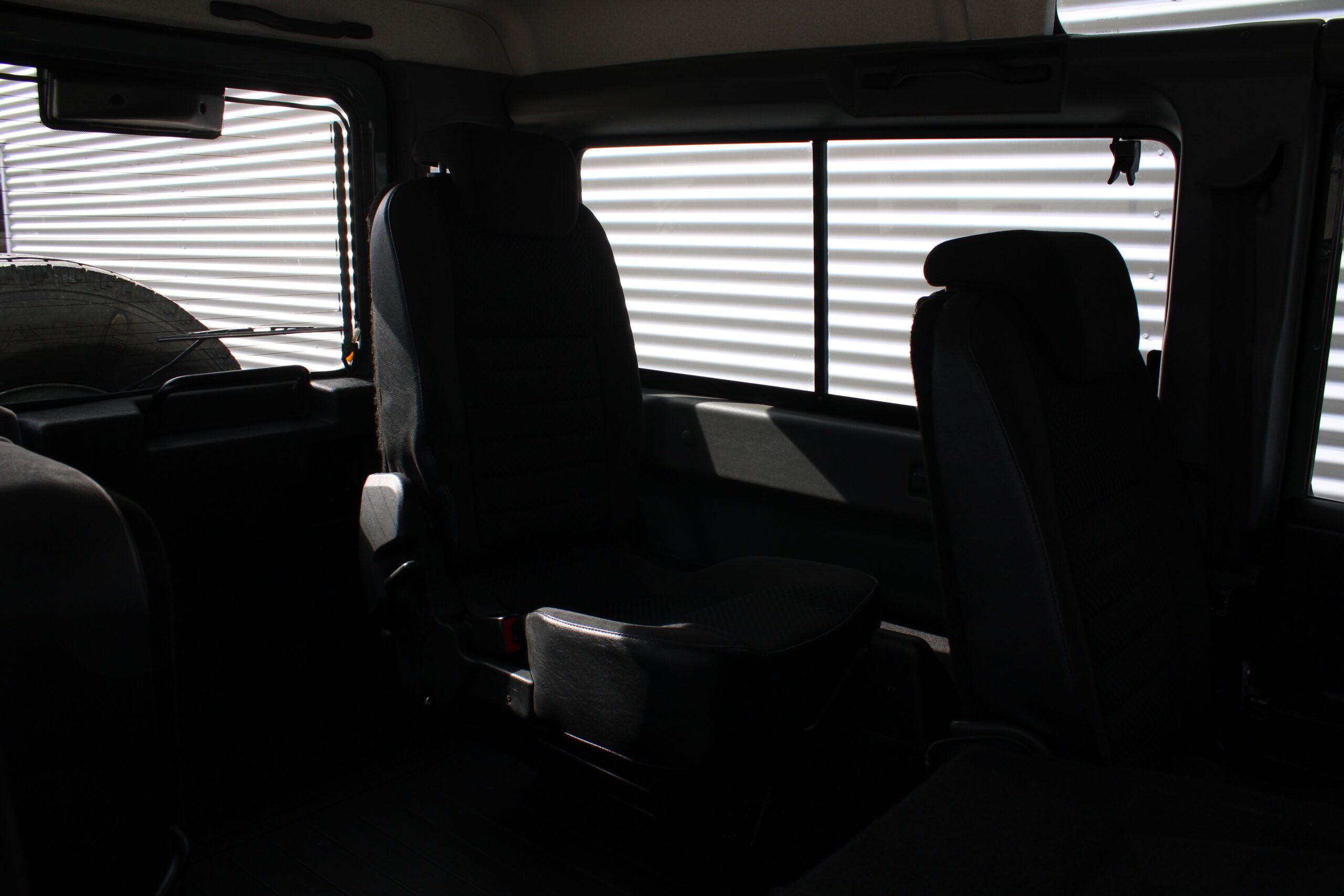 Land Rover Defender 110- 2.4 TD Station Wagon 7- seater